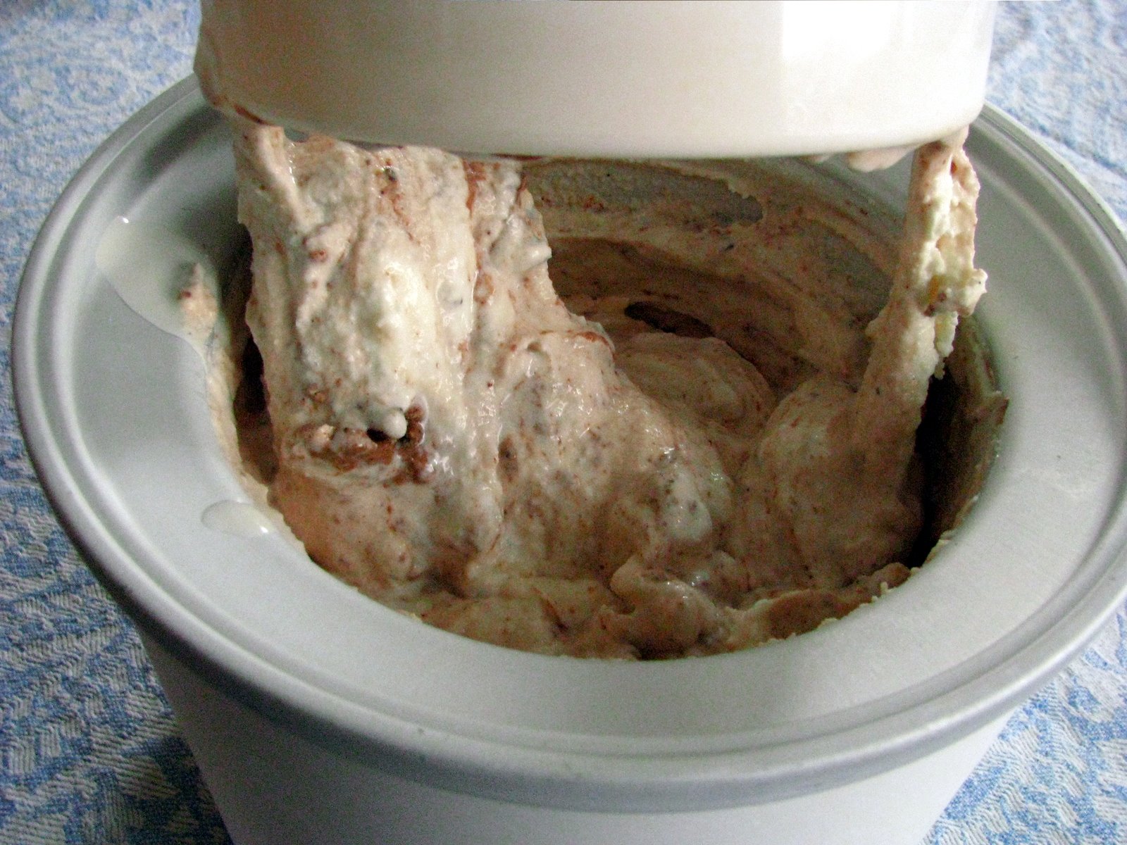 CakeWalk The Best Ice Cream in The Whole World.