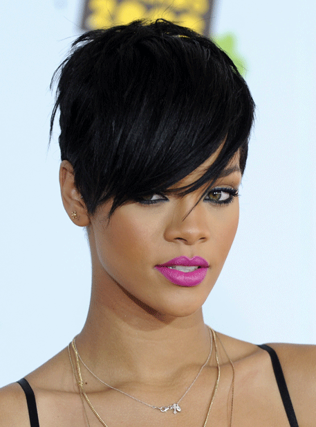 Rihanna Hairstyles Gallery. Rihanna short haircut