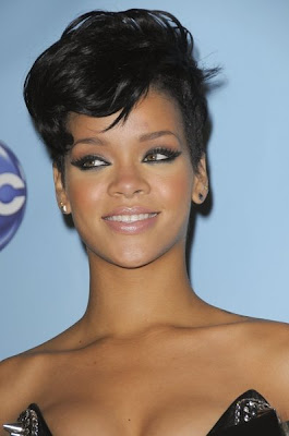 rihanna hair styles