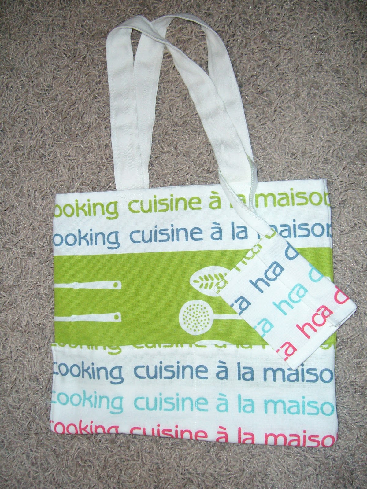 mommy sew pretty Tea towel turned tote bag with attached pouch