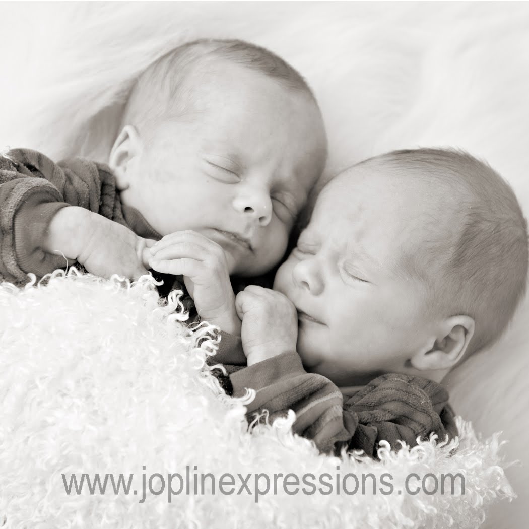 [0085bw+scrbnrNB.jpg]