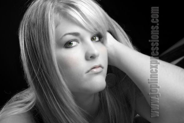 [sk+413handtouched.jpg]