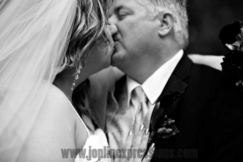 [0755+portry+bw.jpg]