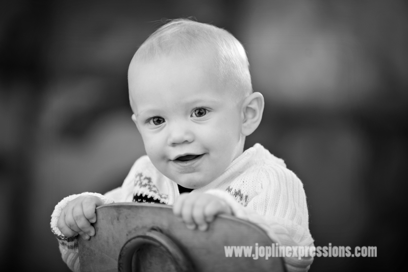 [0297+hkns1yr+bw.jpg]