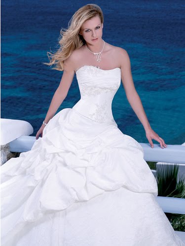 Images Yes Wedding Dress With Modern Beach Theme