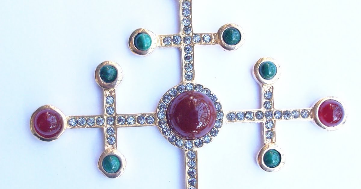 Brechó Maravilha Acessórios Cruz de Lorena