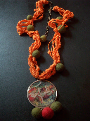 Collares de lana y fieltro