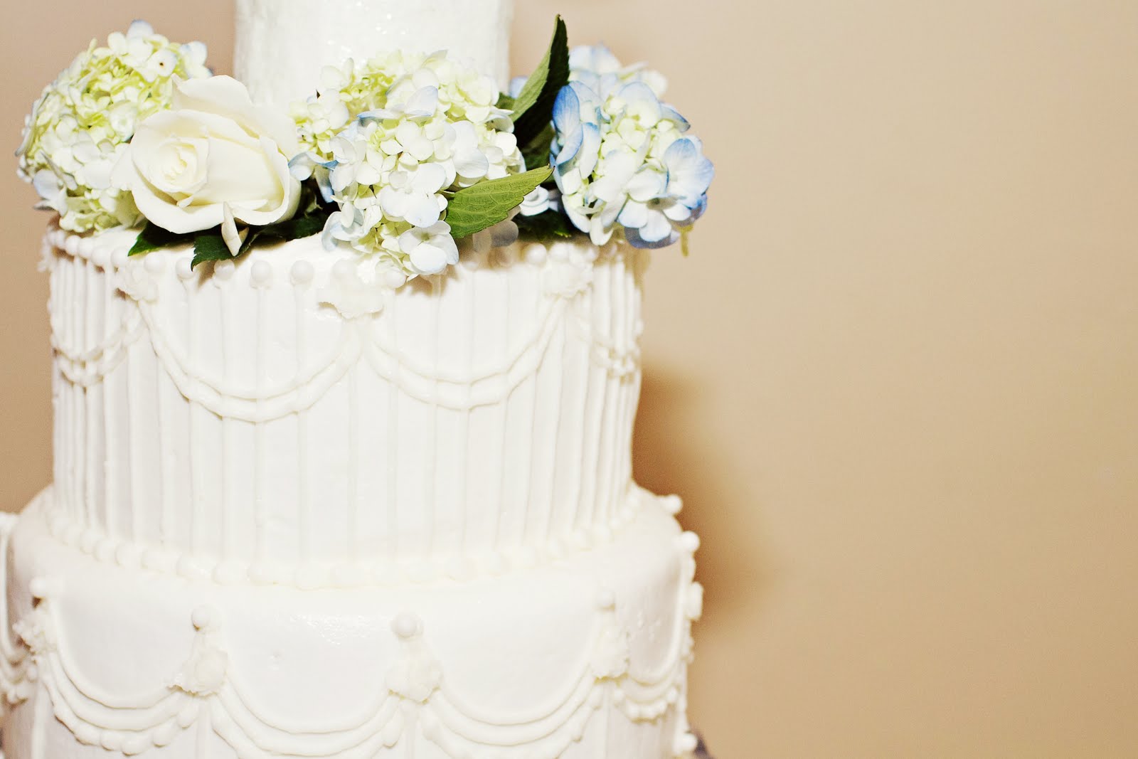 top 28 shabby chic wedding cakes amelie s house shabby chic wedding cake sweet t s cake top 28 shabby chic wedding cakes amelie s house shabby chic wedding cake sweet t s cake