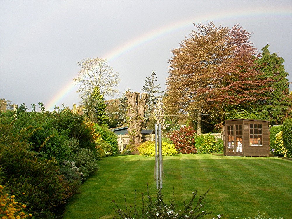 [2009+04+26+rainbow+1.jpg]