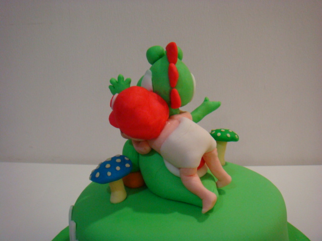 [Baby+Mario+on+Yoshi's+saddle.JPG]