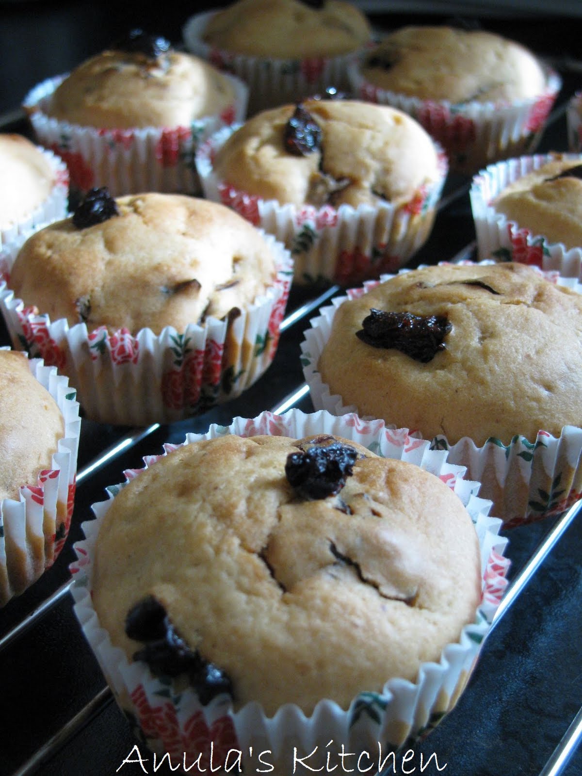 Anula's Kitchen Prune muffins...