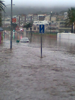 Road in Camps Bay Road in Camps Bay