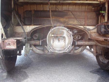 [van+engine+bay.JPG]