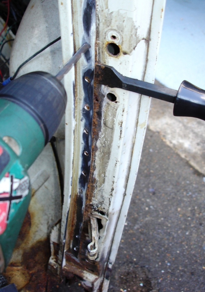 [drilling++off+seal+carrier.JPG]