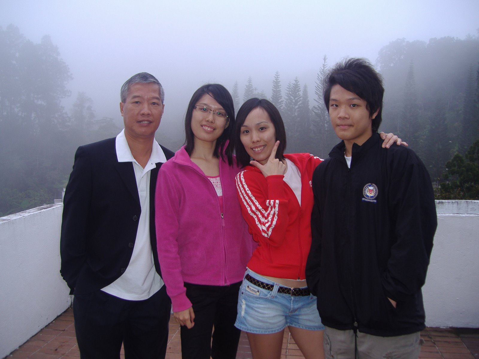[PC250023.JPG]