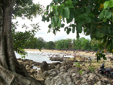 Pantai Pulomanuk