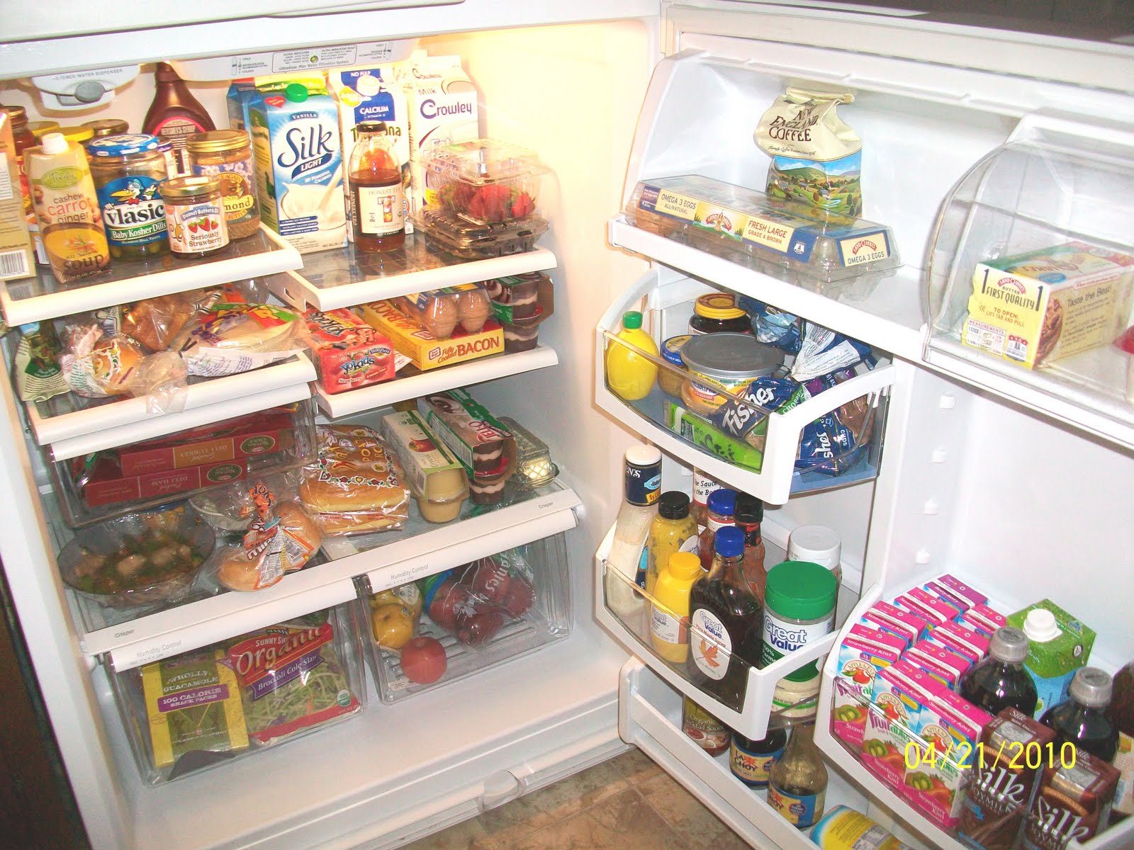 Lisa's Blogety Blog What's in Your Fridge?