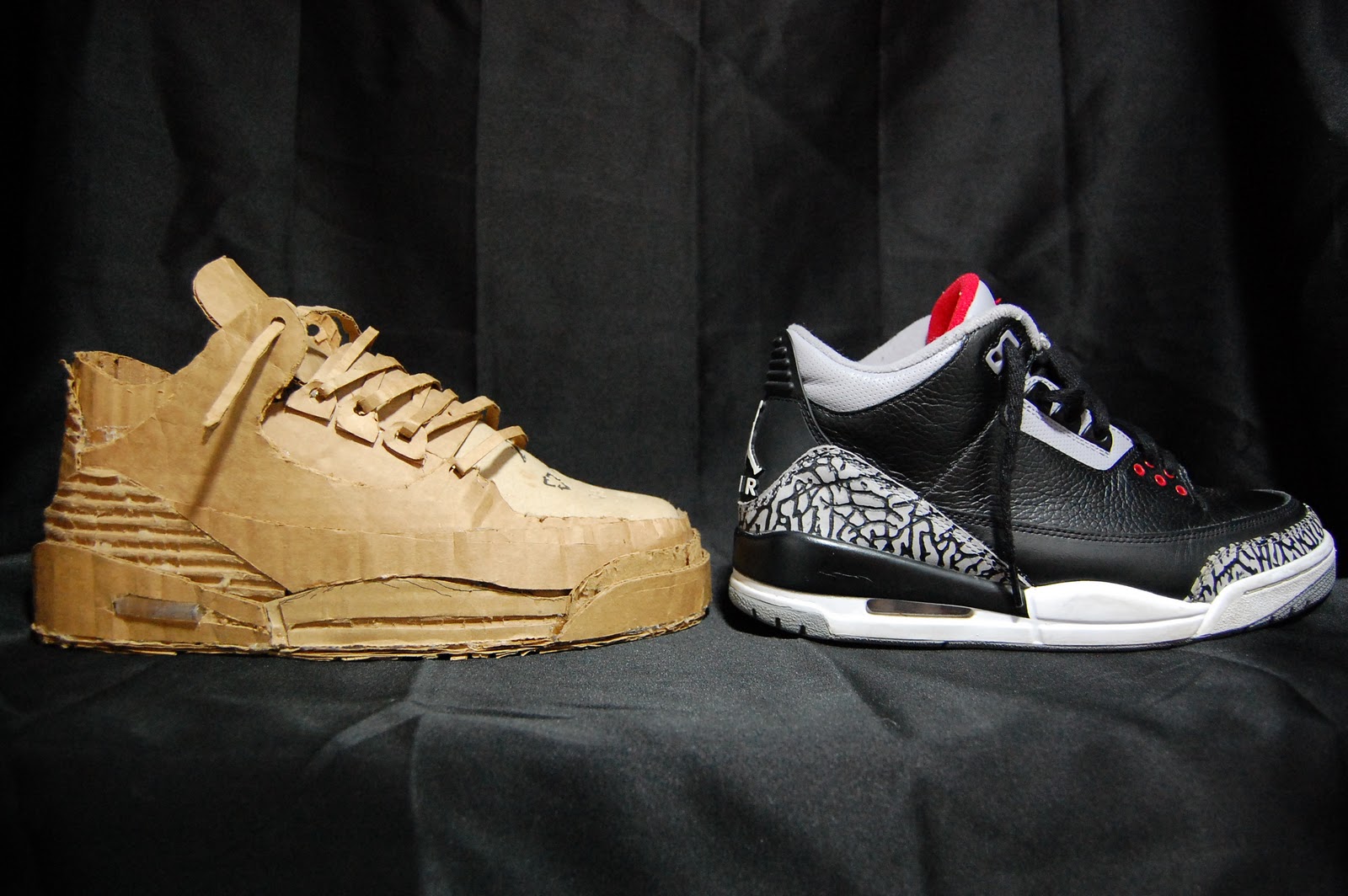 NOAH'S ARK5 Cardboard Jordan III's