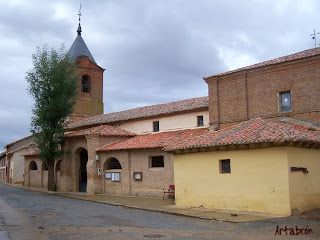 El Burgo Ranero. Iglesia de San Pedro