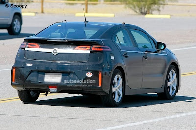 2012 Opel AMPERA details and spy pictures