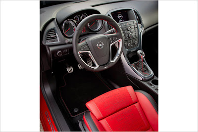 2011 Opel Astra GTC design de interiores de Paris