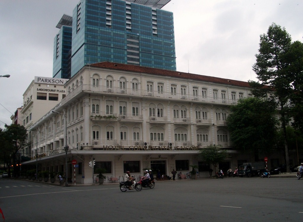 Khách sạn cổ nhất Việt Nam HCMC+-+Continental+(1024x750)