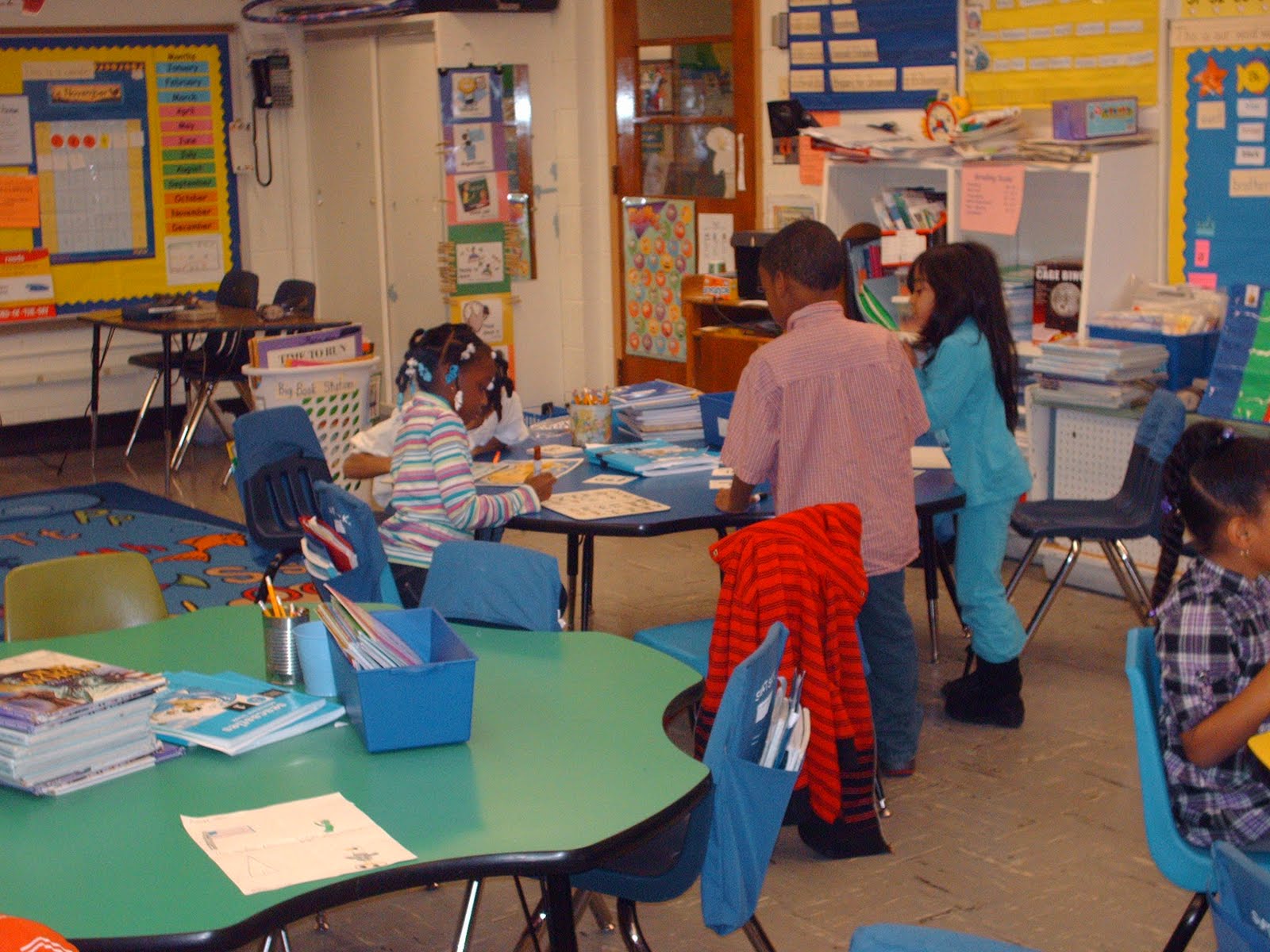 Ms. Herndon's First Grade Class Mrs. Hyatt's Homeroom Class in my room for Reading and Social