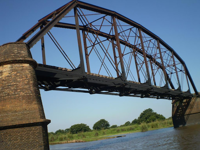 Puente de Fierro en Paso Pirapó..