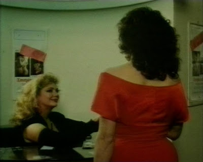 euro fever: Scandal in Black/Ap...