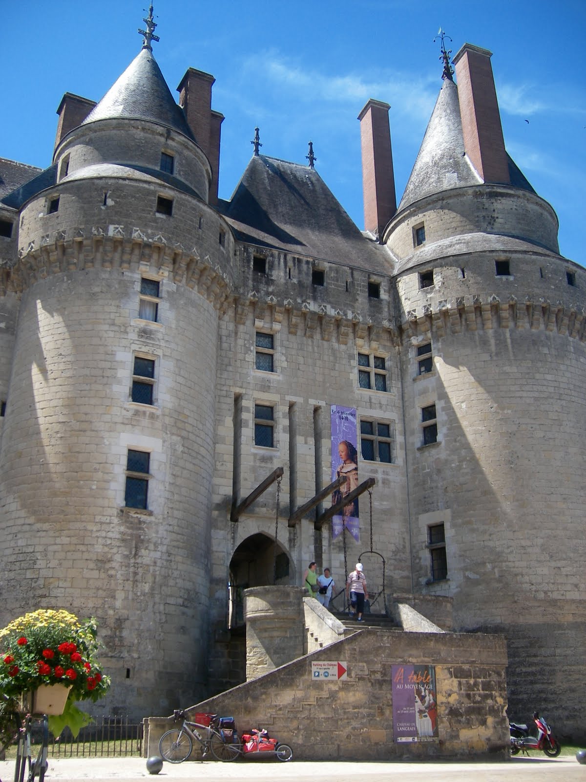 Les Chateaux de René no 20 Trouvé par Blucat30 Chateau+de+Langeais4