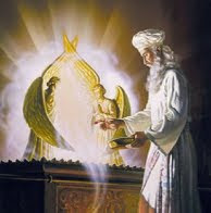 THE LORD GOD SPEAK TO THE PRIEST FROM THE ARK OF THE COVENANT