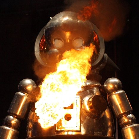 [giant_torayan_7.jpg]