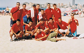 Benidorm . Ese equipo en la playita.