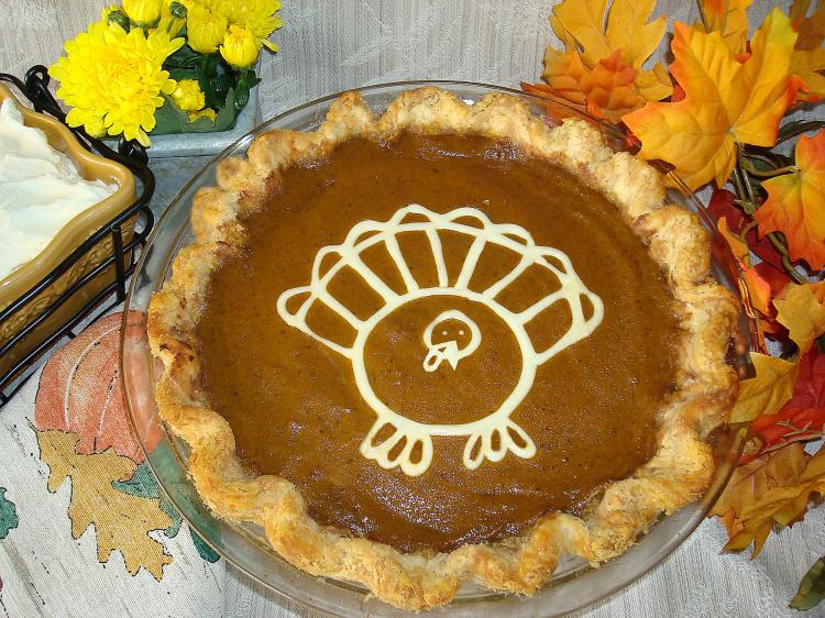 Thanksgiving-Pumpkin-Pie-Wallpapers.jpg