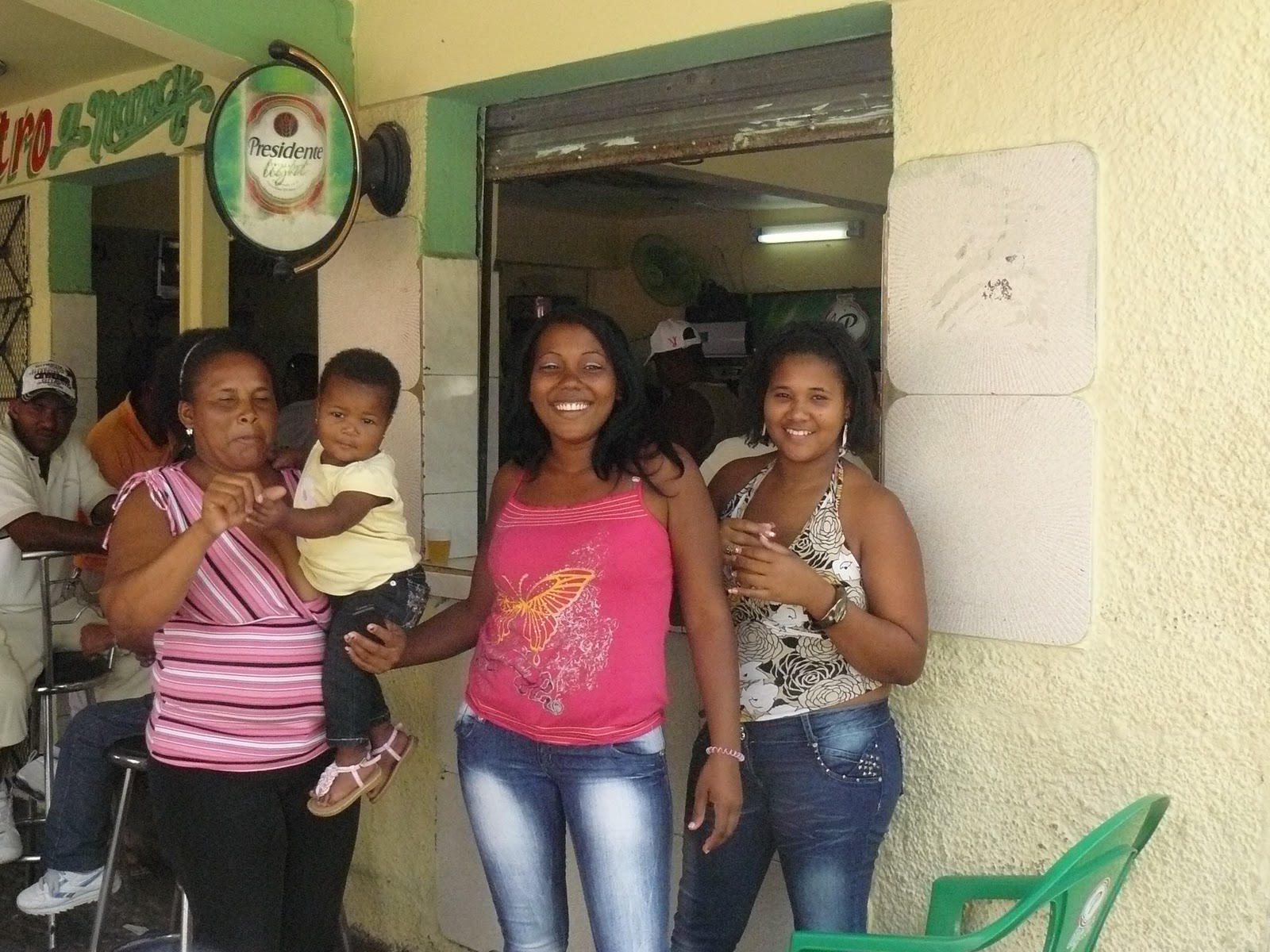 single motherhood and teen pregnancy Considerable evidence documents that sisters of childbearing teenagers have disproportionately high teenage pregnancy rates and association between adolescent pregnancy and a being a single parent and mothers' limited education partially explain the association between. single motherhood and teen pregnancy Considerable evidence documents that sisters of childbearing teenagers have disproportionately high teenage pregnancy rates and association between adolescent pregnancy and a being a single parent and mothers' limited education partially explain the association between.