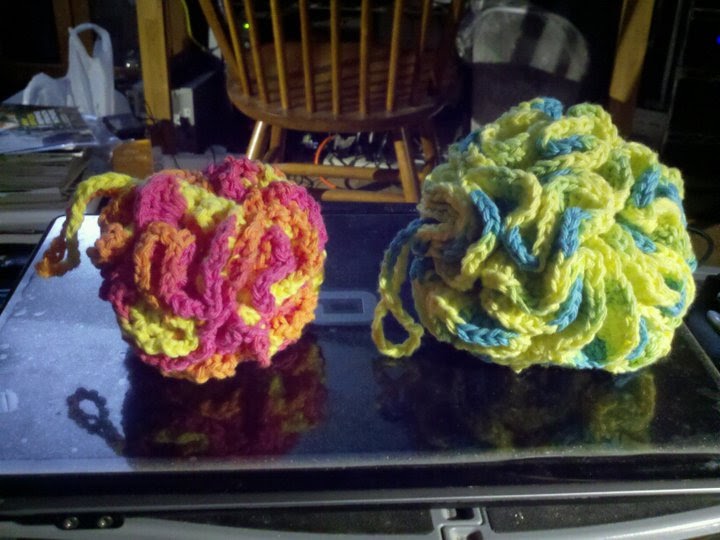 Paws N' Stitches Shower Loofahs