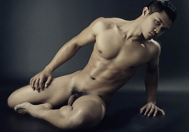Nude chinese male model