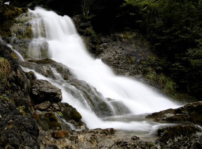 surgència del sistema "fuentes d'Escuain" Huesca