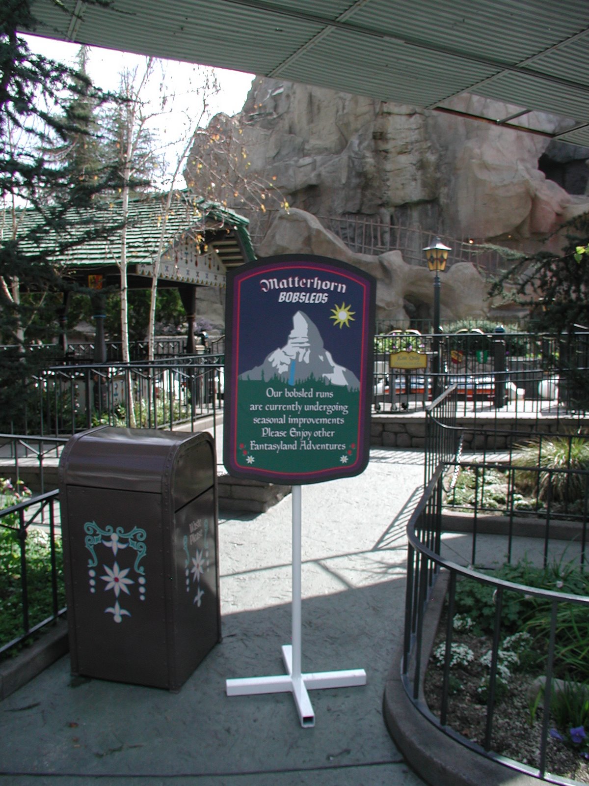 [7b+matterhorn2.JPG]