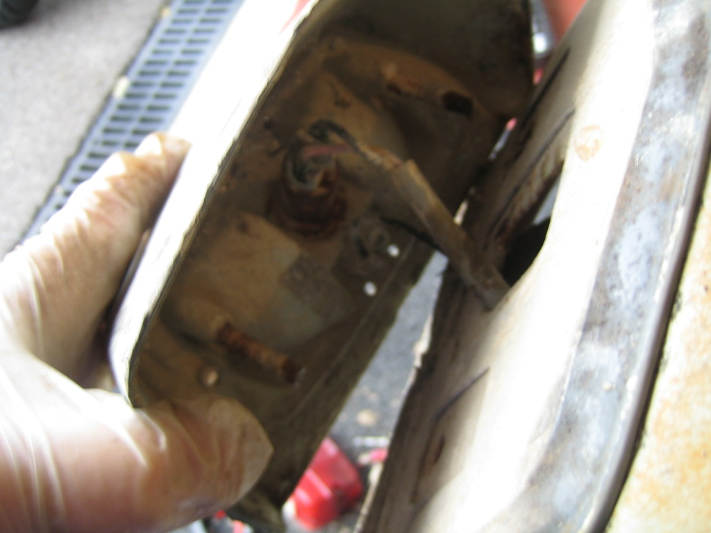 Lambretta Restoration: Rear Light/Housing removal