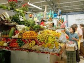 EL DECLIVE DE LOS MERCADOS PÚBLICOS