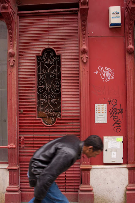 Lisboa. Red Door.Abril 2010