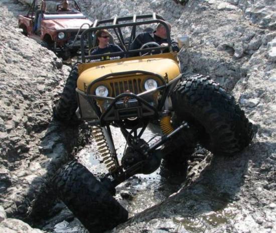 awesome_jeep_1.jpg