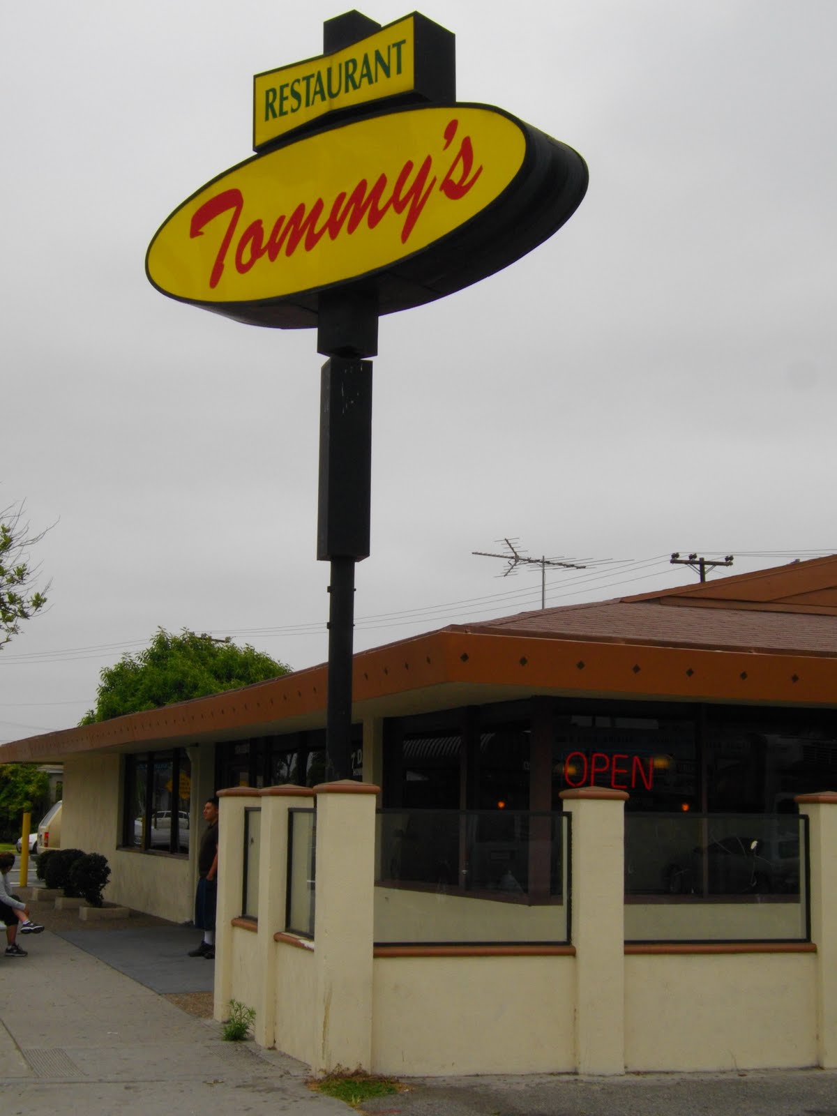 outside - Picture of IHOP, Los Angeles - Tripadvisor