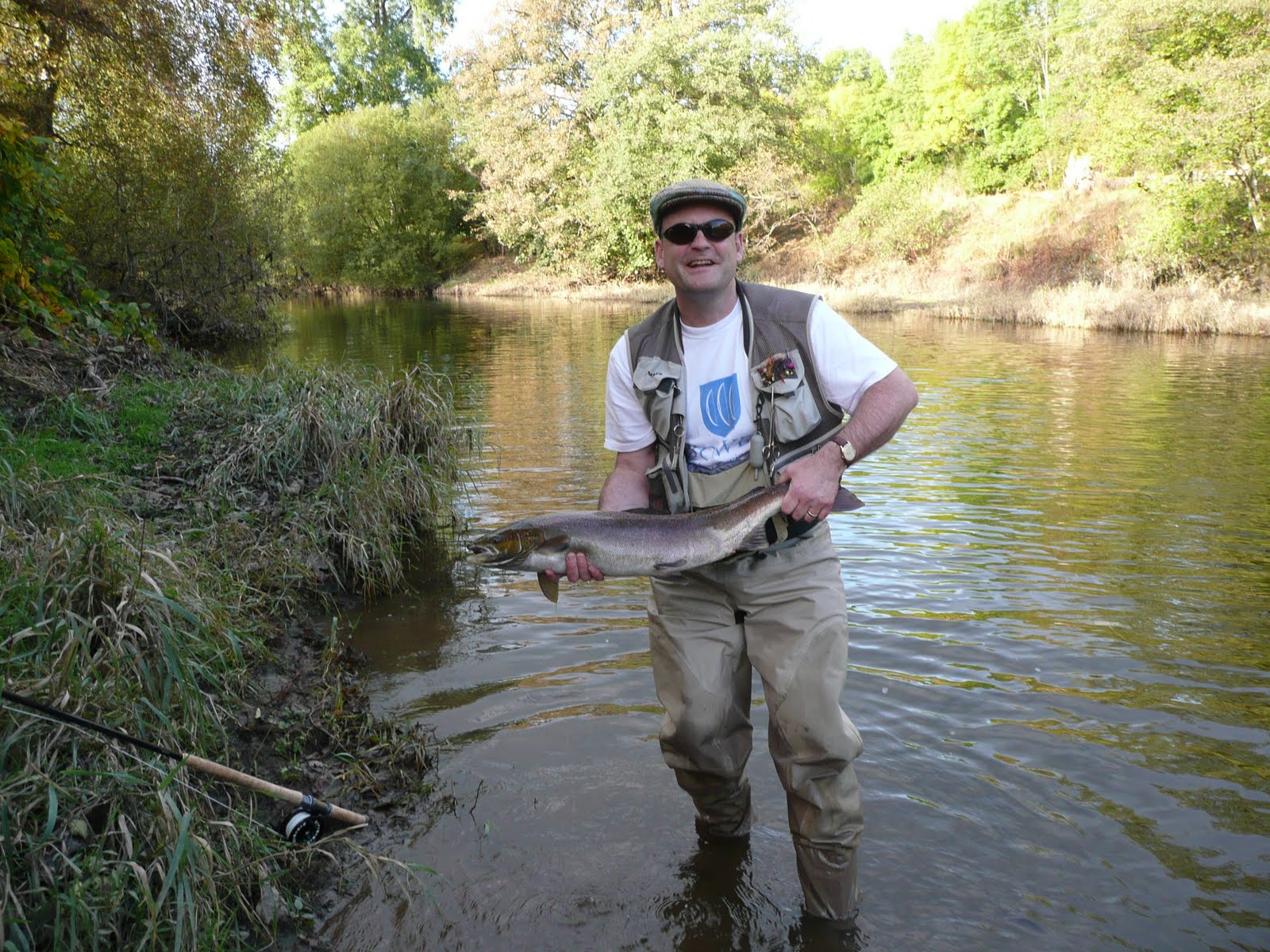 [Fishing+Llysdinam+14th+Oct+2009+009.jpg]