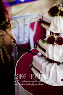 Sweet Wedding Cake