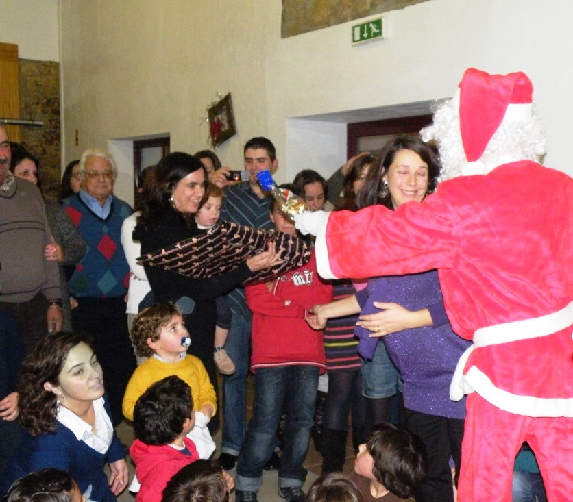 [Festa+de+Natal++Arronches+2009+(6).JPG]