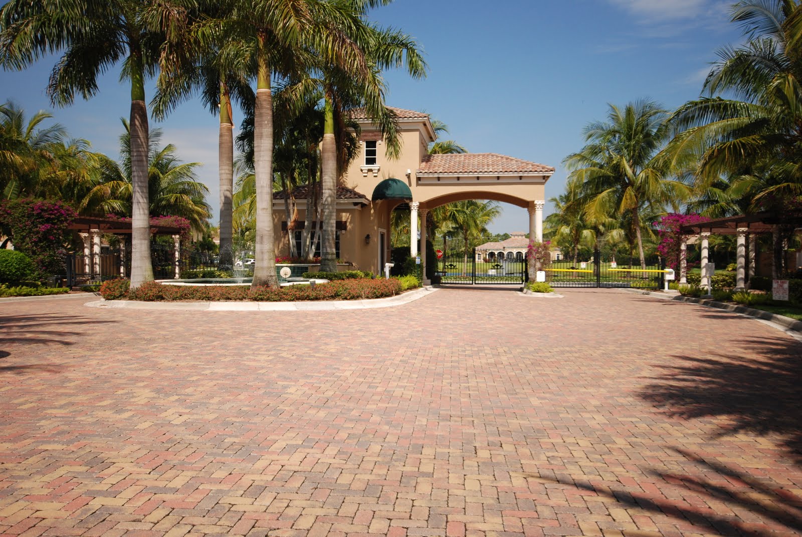 Palm Beach Gardens Golf Course Homes Properties for Sale in San Michelle