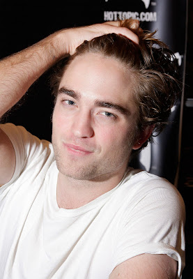 Imagenes/Videos Gira De Promocion Robert+Pattinson+Scott+Weiner3