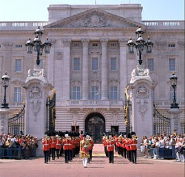 BUCKINGHAM  PALACE